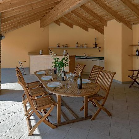 Villa La Martina Canelli Exterior photo